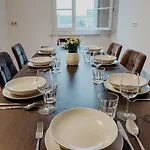 Premium Residence, Stunning Views Overlooking The Station & City, Sleeps 18 * Koblenz