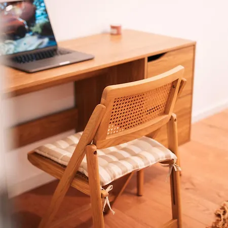 Appartement Premium Residence, Stunning Views Overlooking The Station & City, Sleeps 18