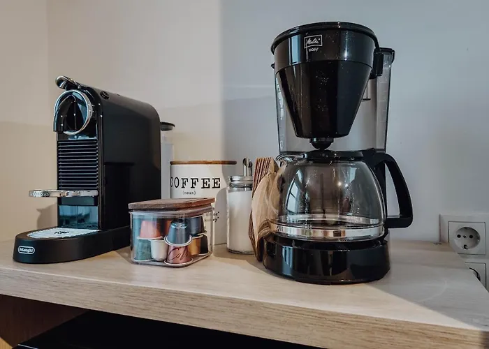 Apartamento Premium Residence, Stunning Views Overlooking The Station & City, Sleeps 18 Coblenza