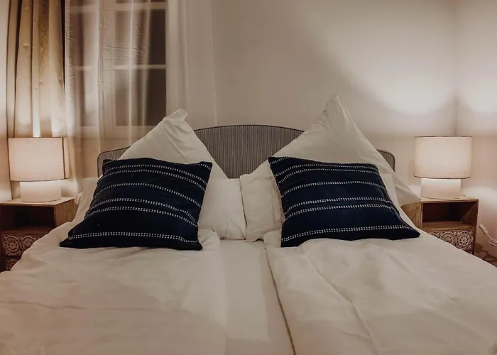 Premium Residence, Stunning Views Overlooking The Station & City, Sleeps 18 Apartamento *