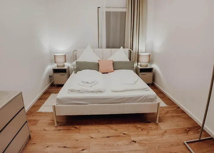 Premium Residence, Stunning Views Overlooking The Station & City, Sleeps 18 * Koblenz (Rhineland-Palatinate)